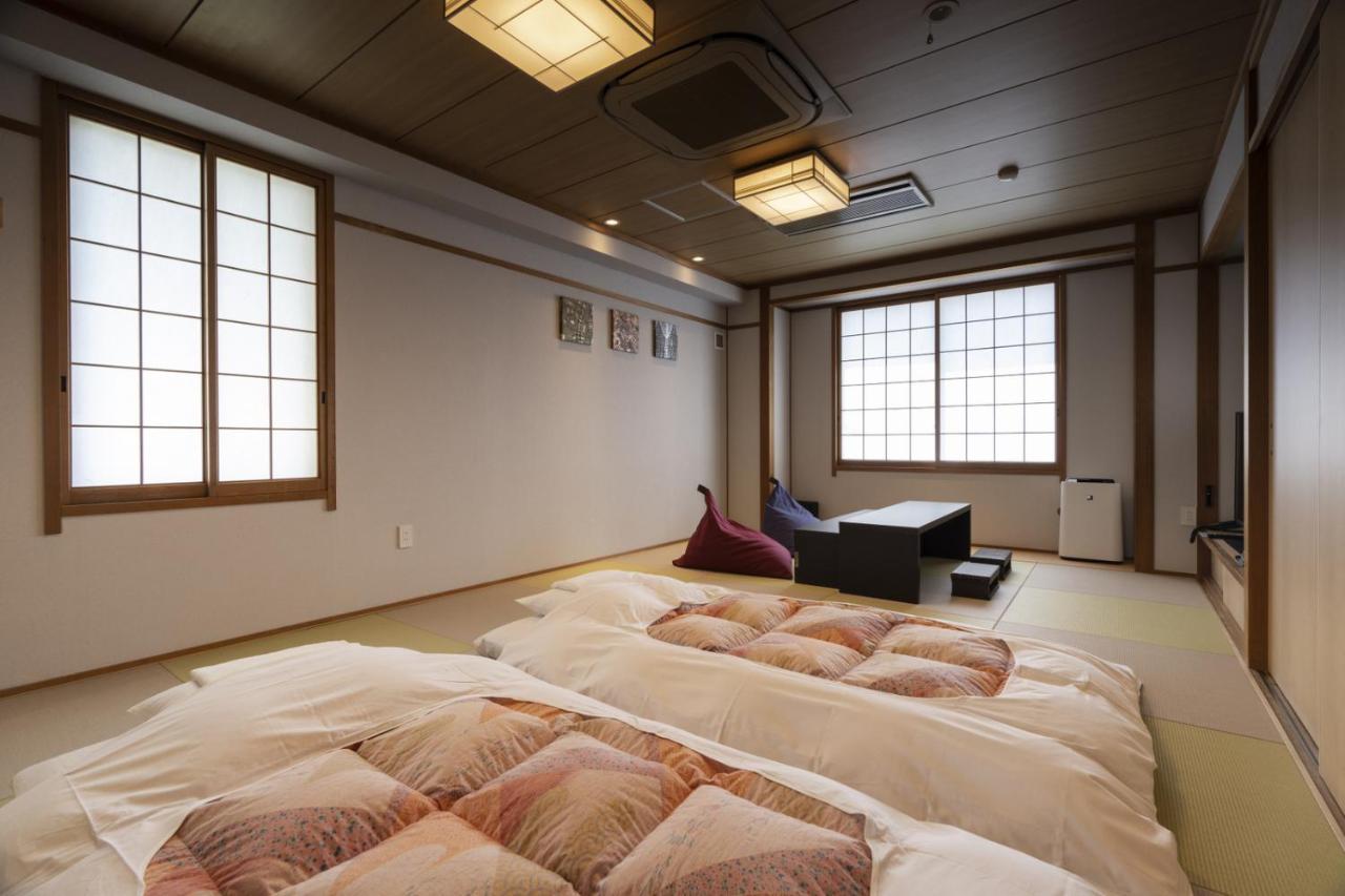 Hotel Ohta Ozu  Bagian luar foto